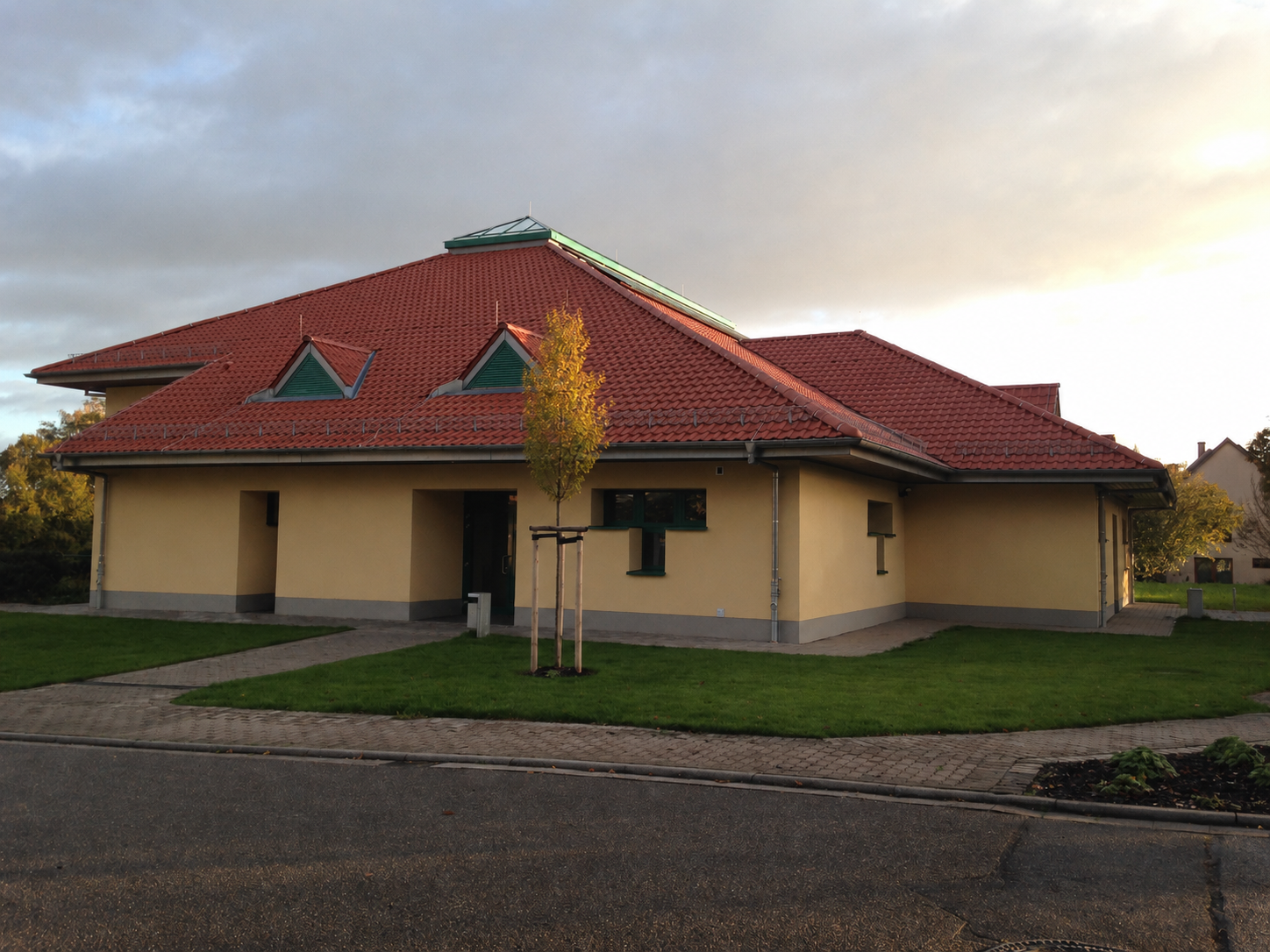 Energetische Sanierung Turnhalle Edesheim – Visualisierung 1